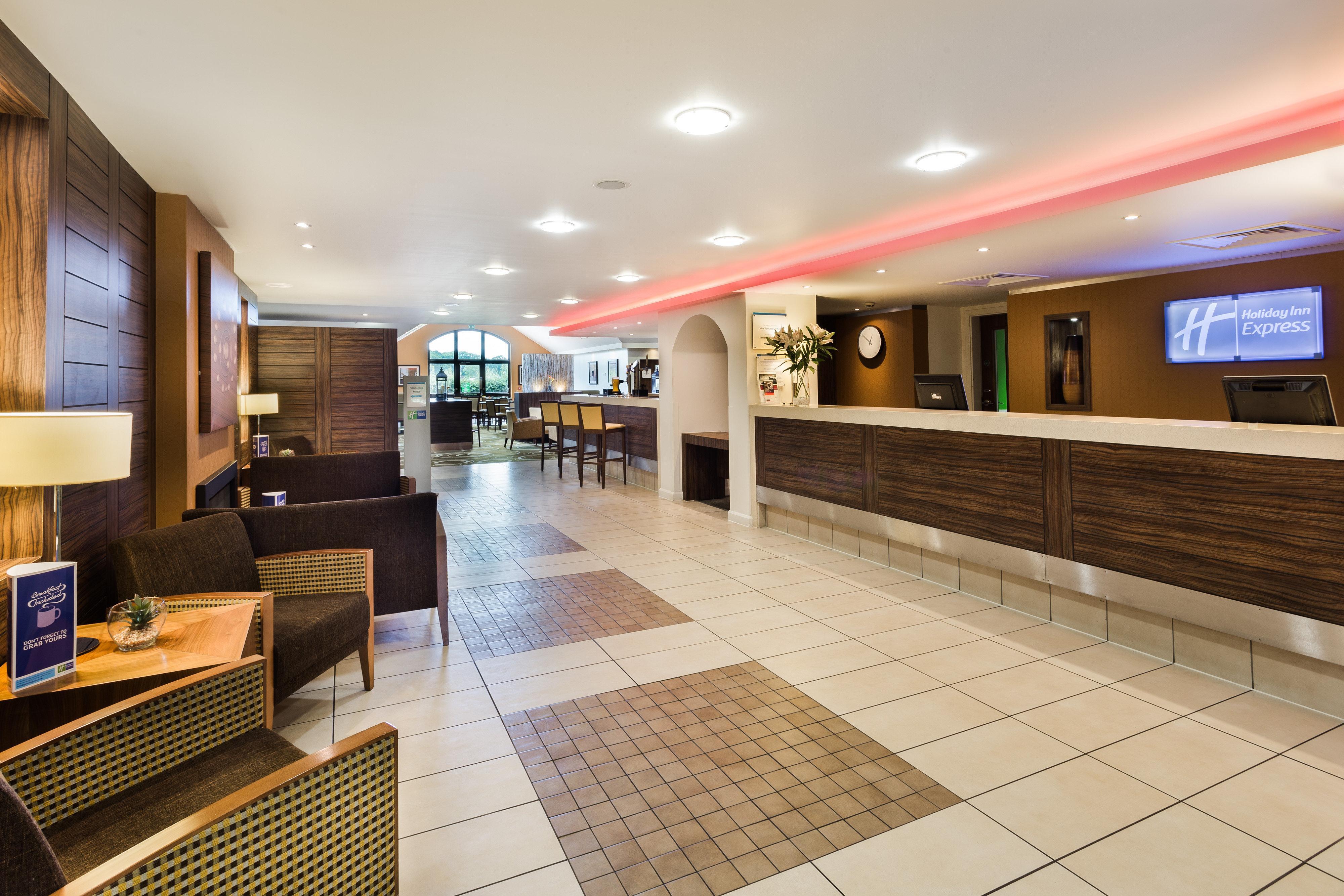 Holiday Inn Express Colchester, An Ihg Hotel Exteriör bild